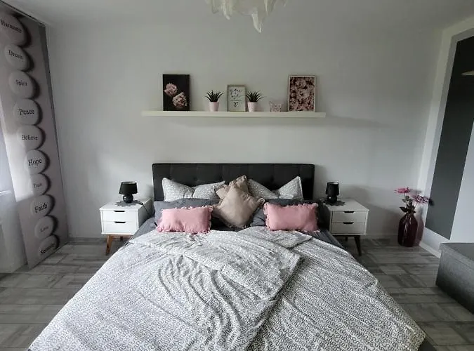 公寓 Schmuckstueck *